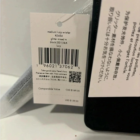 Kate Spade NWT Lucy Glitter Medium L-Zip Wristlet Color Black - Picture 3 of 4